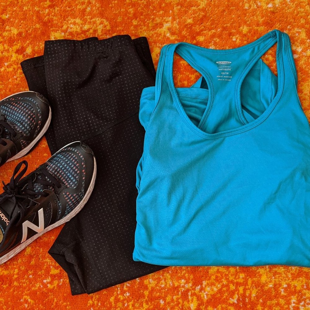 Maternity Work-out/Exercise Bundle - Picture 4 of 5